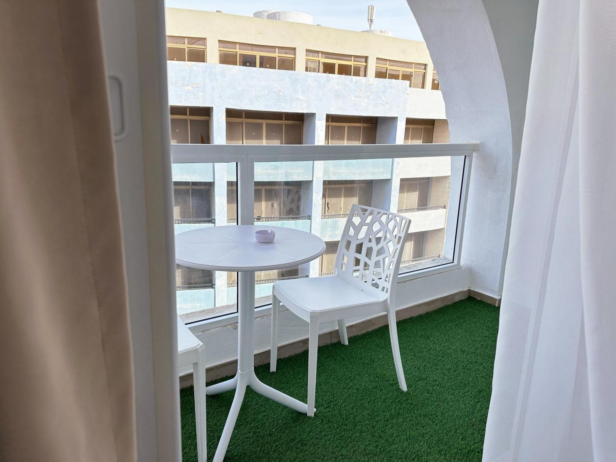 Miami Apartments Saint Julian's Ngoại thất bức ảnh