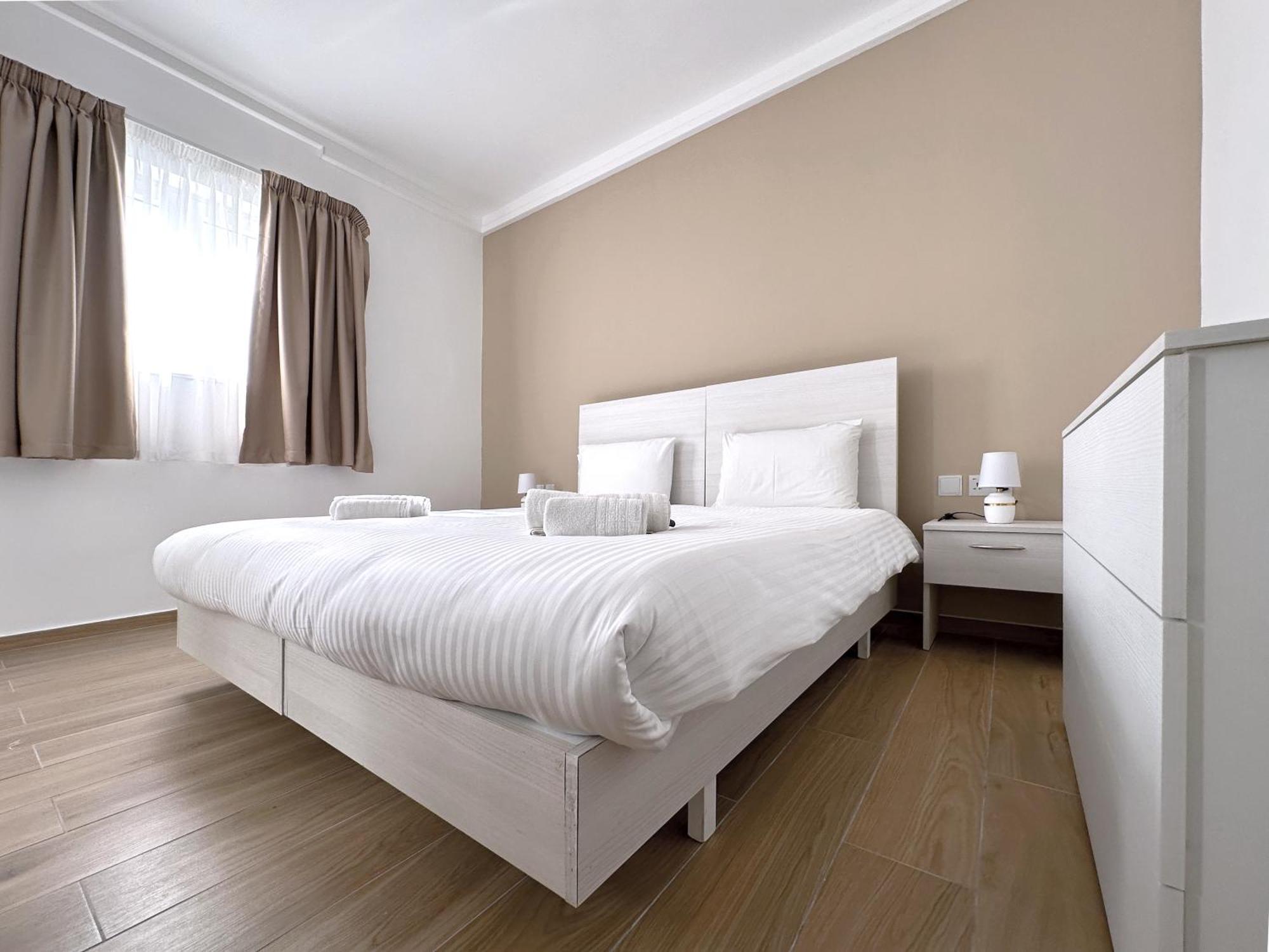 Miami Apartments Saint Julian's Ngoại thất bức ảnh