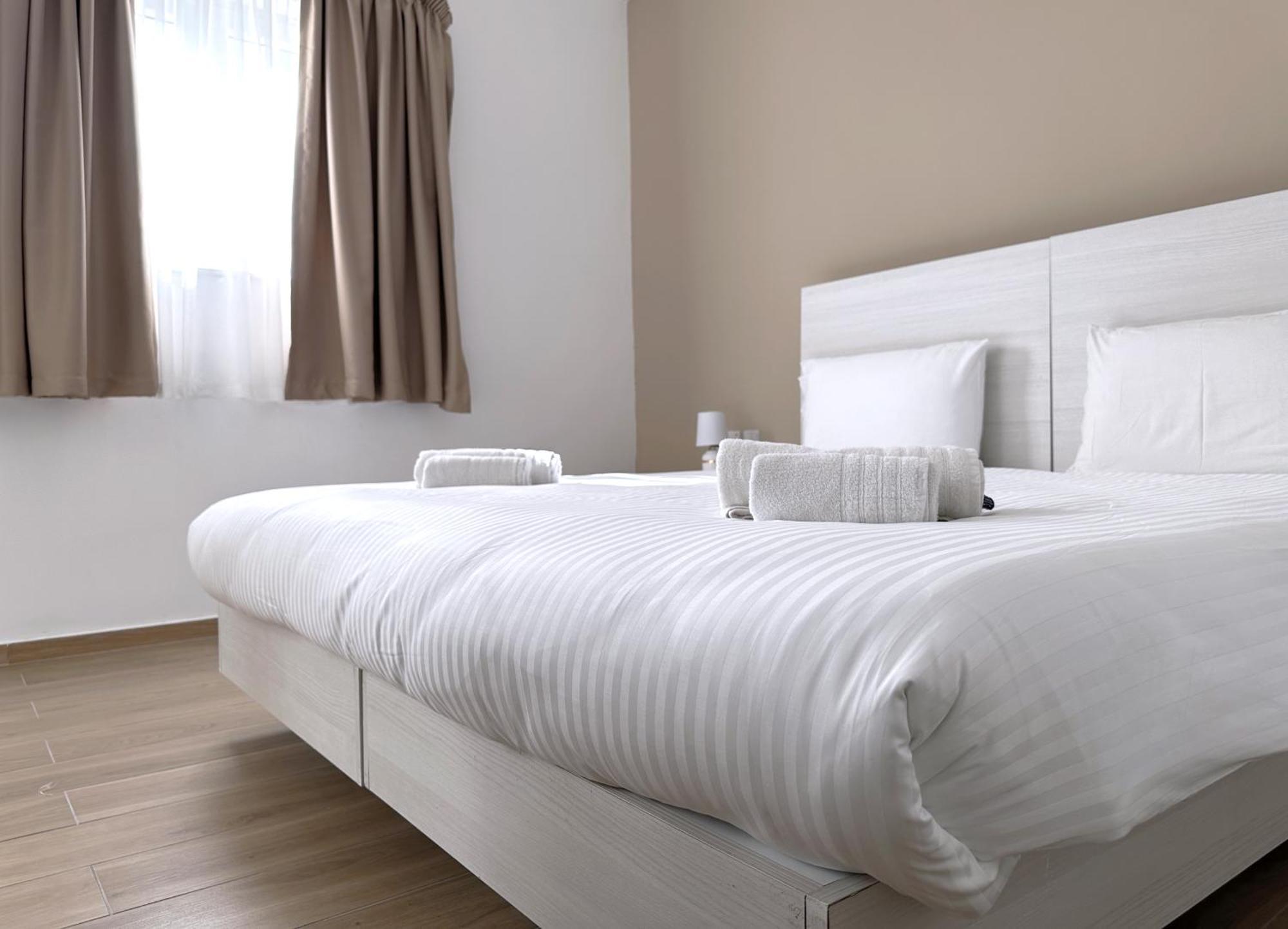 Miami Apartments Saint Julian's Ngoại thất bức ảnh